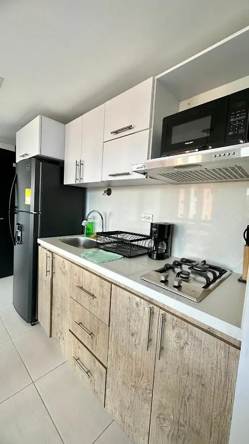 Cozy Apto In Poblado Medellin 0*,