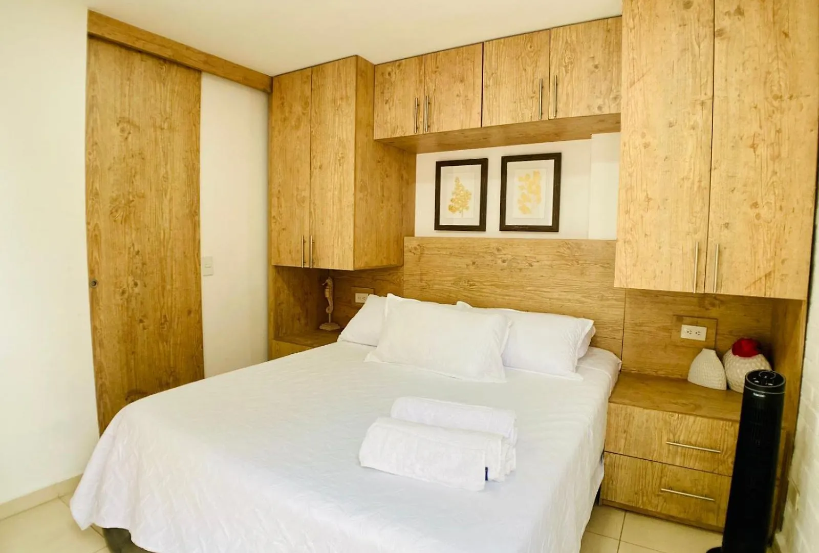 Cozy Apto In Poblado Medellin