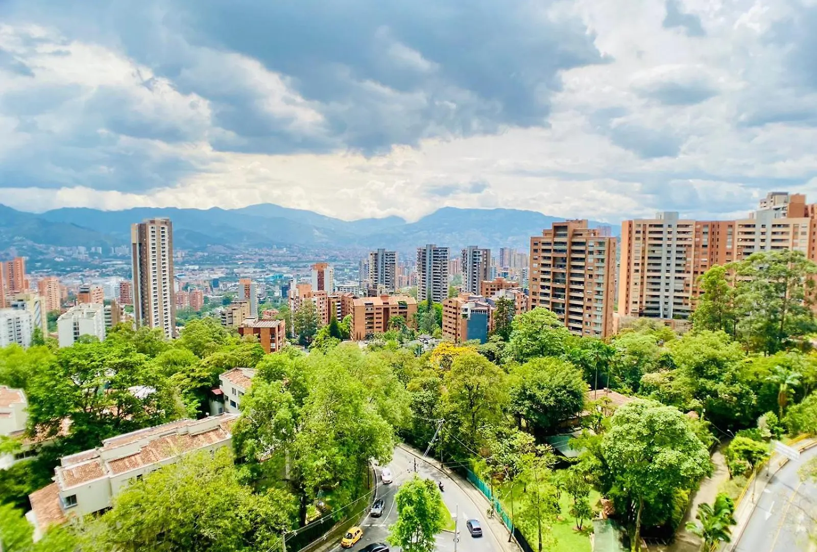 Apartment Cozy Apto In Poblado Medellin